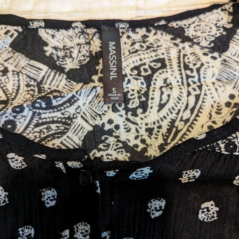 Massini rayon blouse black print size small - Picture 5 of 8